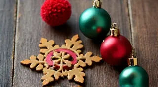 Beyond the Baubles: Exploring Less Common Vintage Ornament Materials